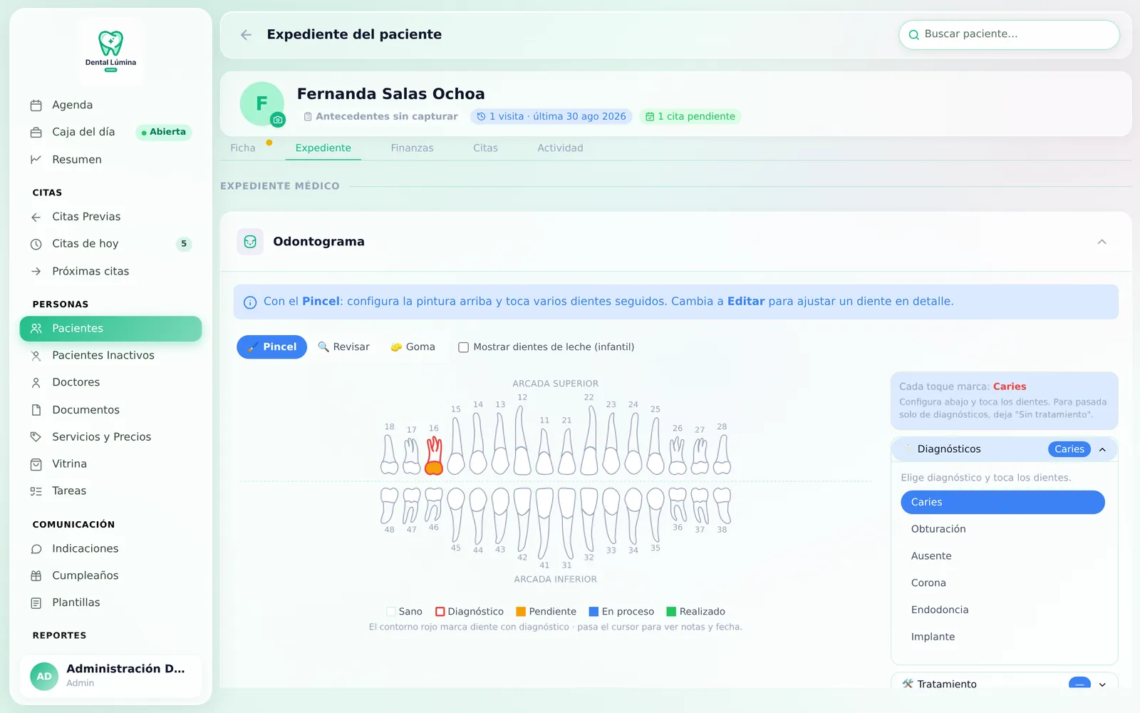 Expediente del paciente con odontograma